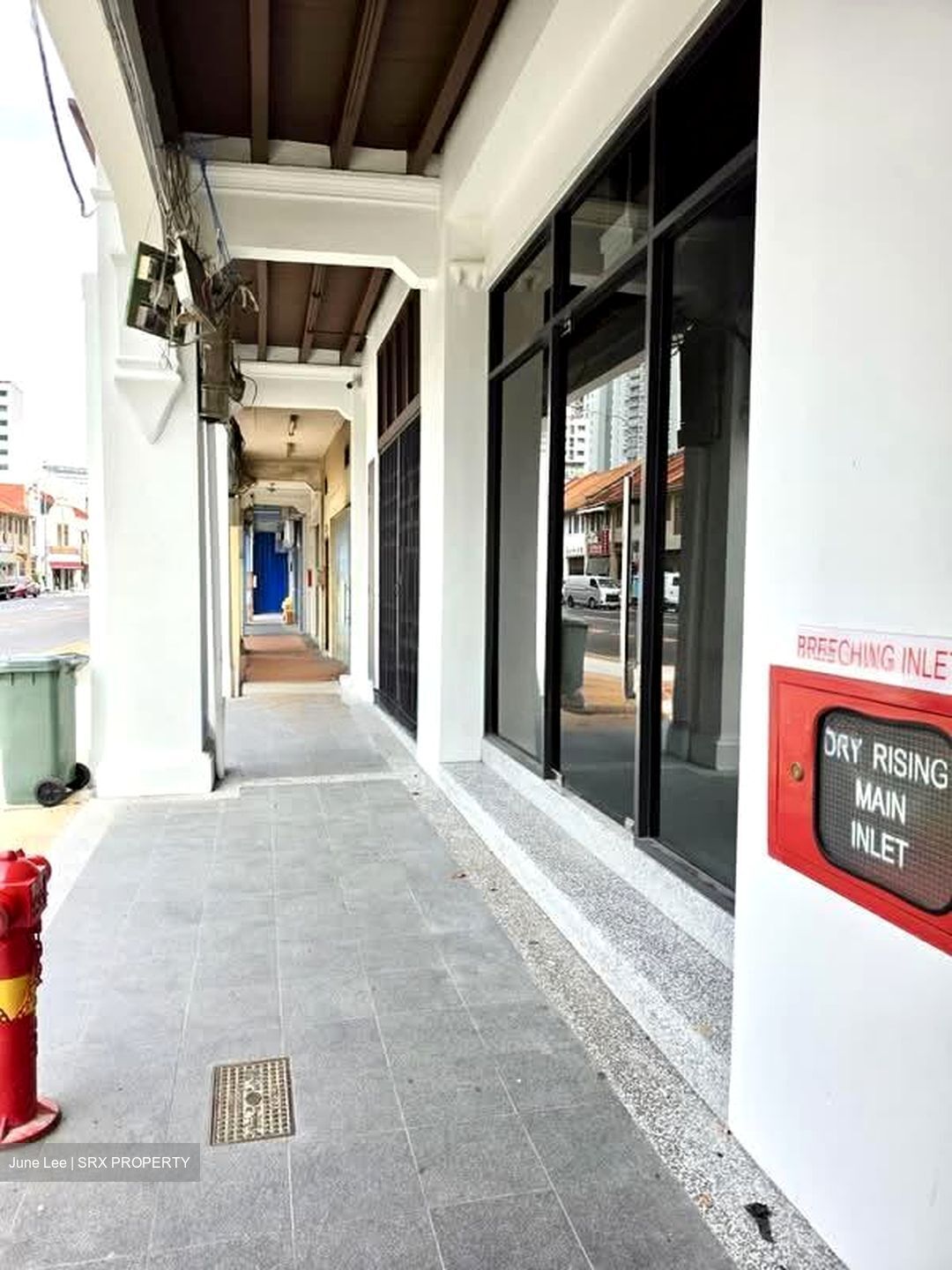 Serangoon Road (D8), Office #594019371